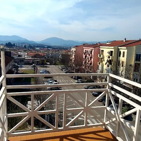 Magnolia Apartment *